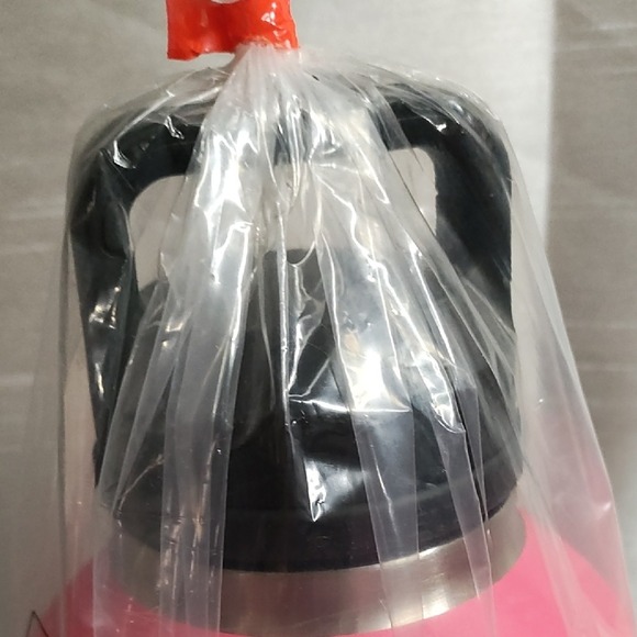 YETI Rambler 64 oz Bottle - Hot Pink - Water Bottle NEW - Picture 6 of 16